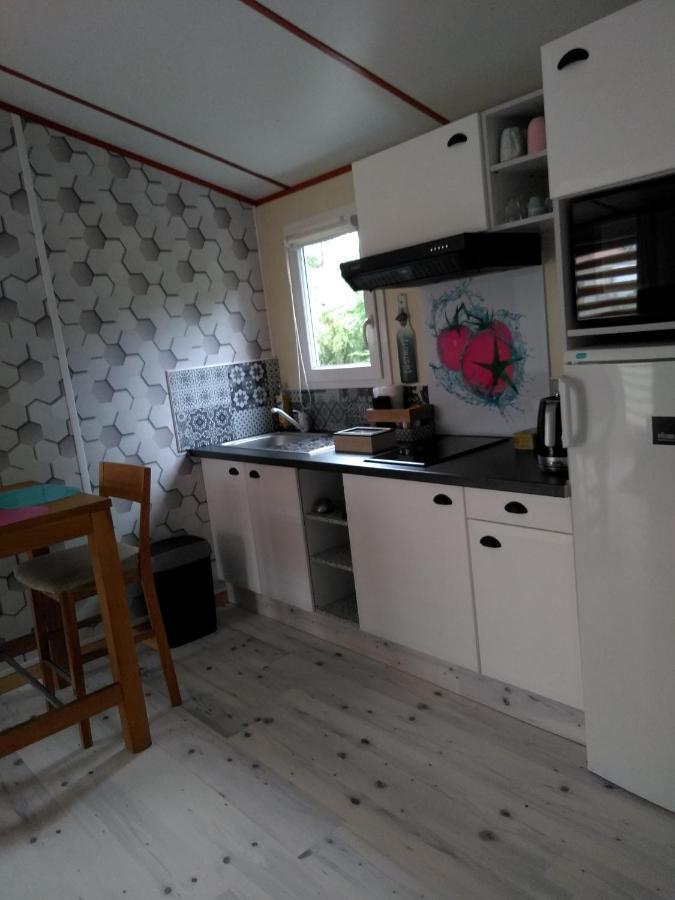 Le Haut Village Chambre D'Hotes Mobi-Loft Cosy Sauna ,Douche ,Chromotherapie Arrest ภายนอก รูปภาพ