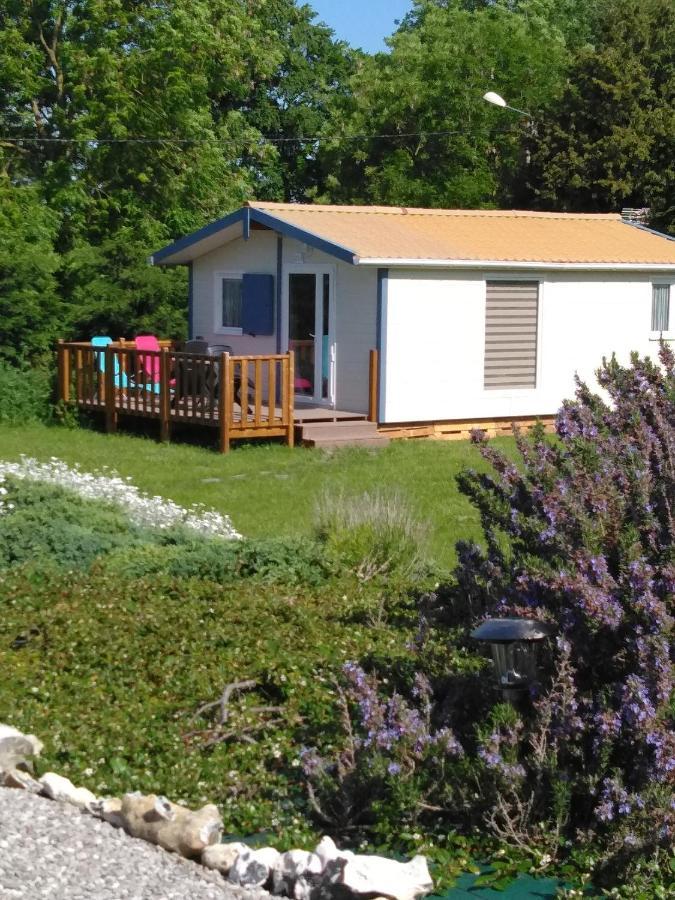 Le Haut Village Chambre D'Hotes Mobi-Loft Cosy Sauna ,Douche ,Chromotherapie Arrest ภายนอก รูปภาพ